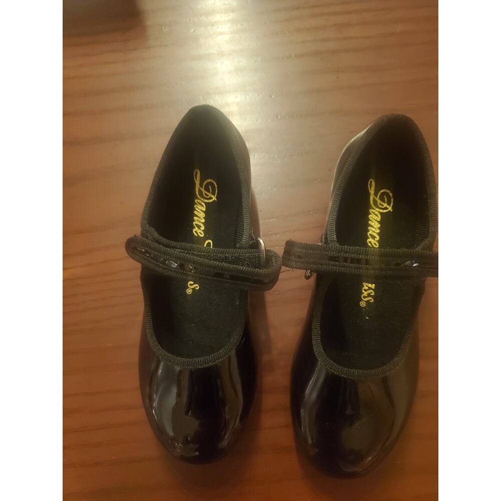 Tap dancing shoes 11